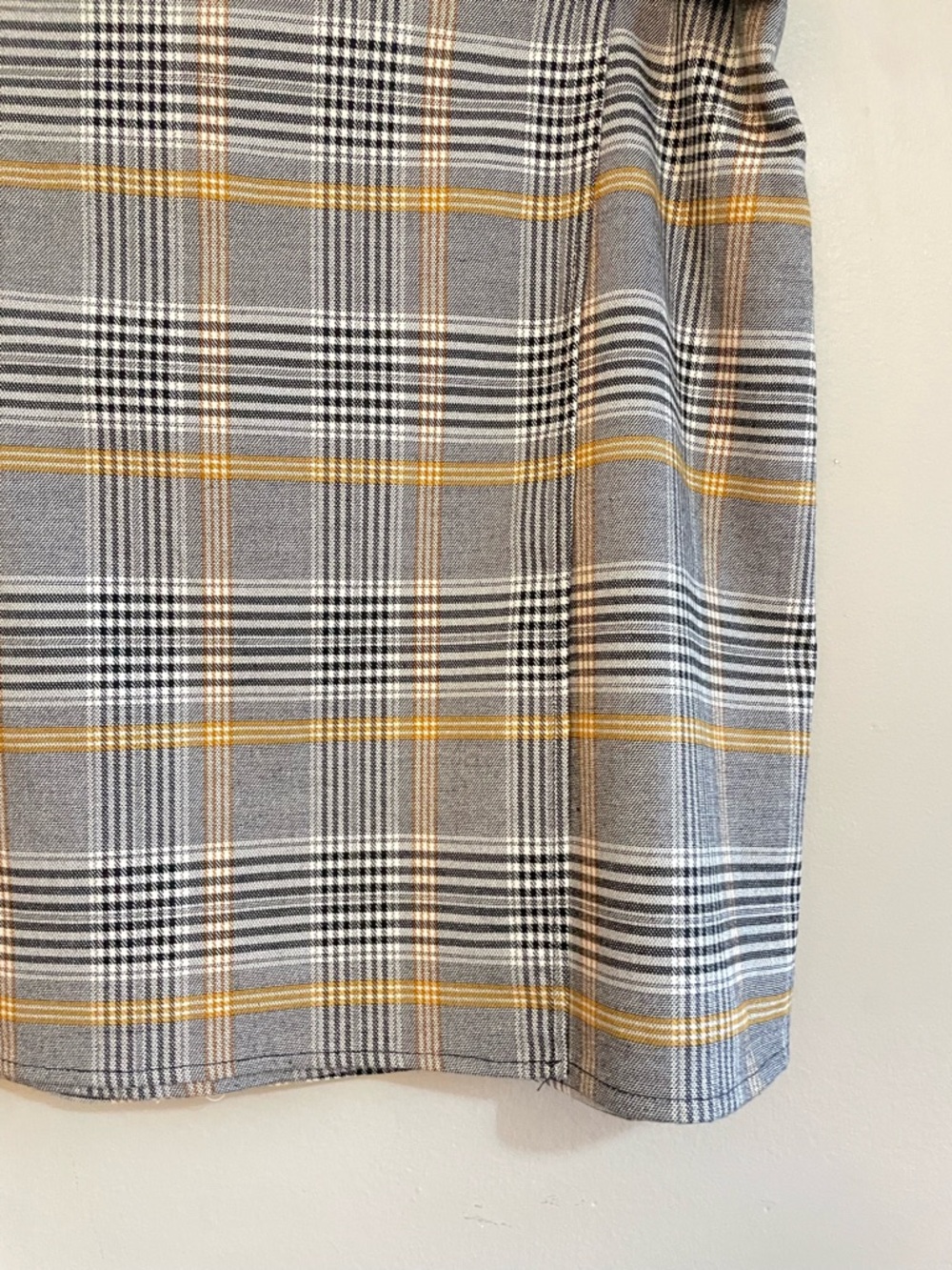 Harlow Grey Plaid A-Line Mini Skirt with Yellow Accents – Size XL EUC - Picture 6 of 14